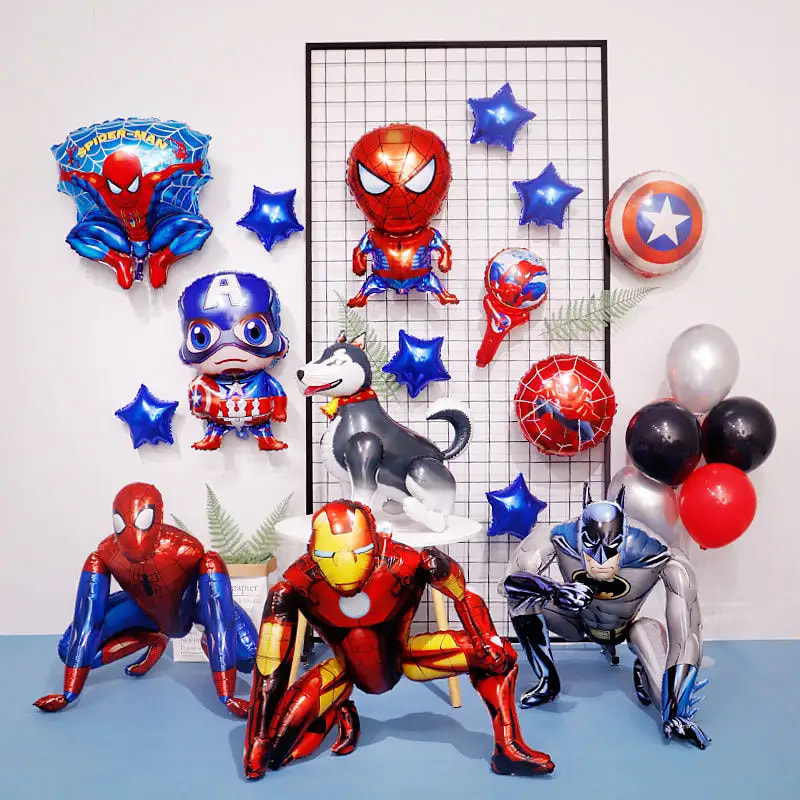 Qual é o papel dos balões nas diversas decorações de festas temáticas?